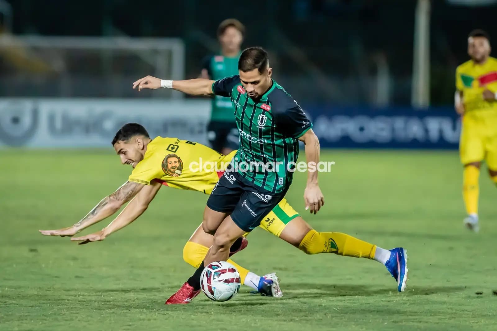 Maringá FC é superado pelo Brusque e perde a invencibilidade na Série C