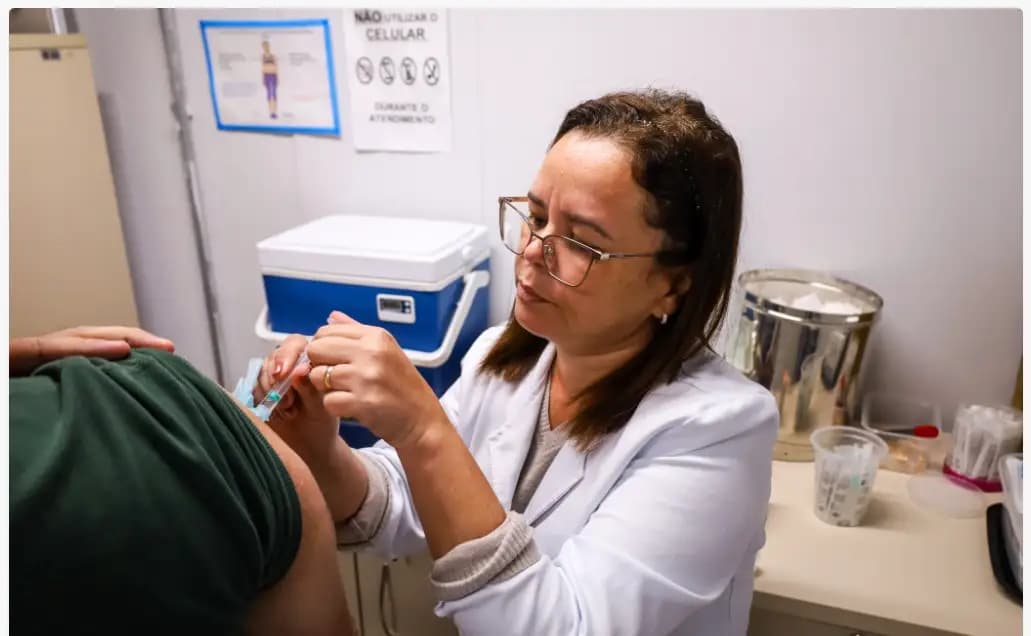 Vacina contra gripe estará disponível para o público geral em Maringá a partir de 29 de junho
