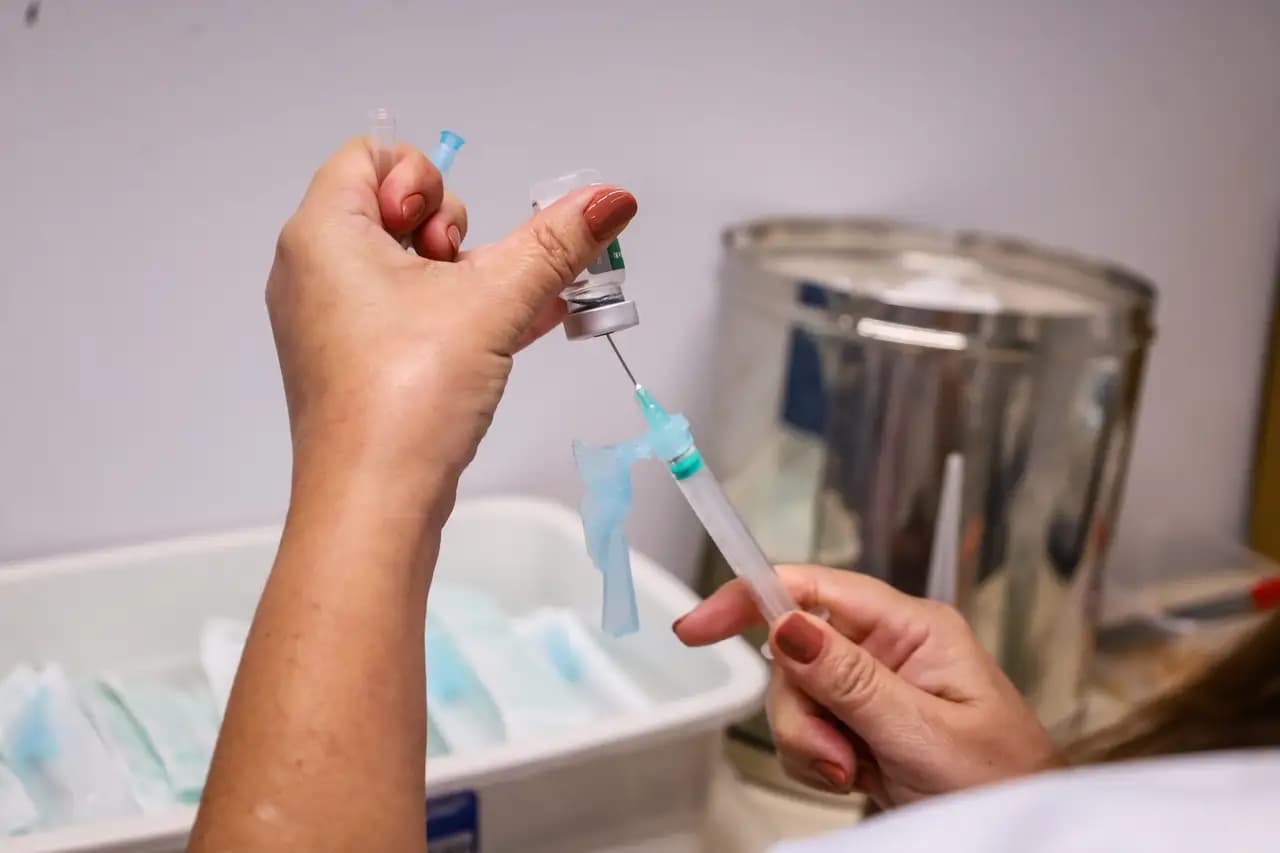 Vacinação contra a gripe será aberta para a população geral nesta segunda-feira, 29, em Maringá