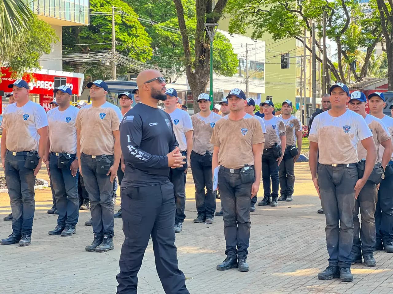 Novos alunos do curso de formação da Guarda Municipal de Maringá iniciam treinamento