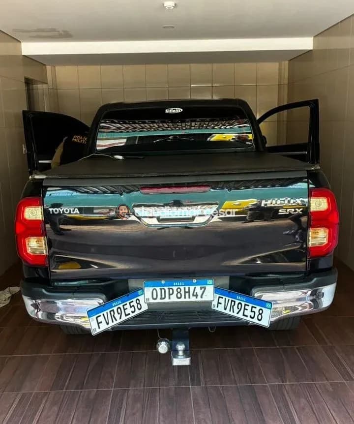 Duas horas após o furto, PM localiza caminhonete com casal em motel de Paiçandu