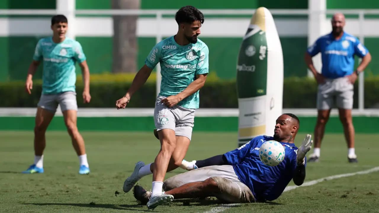 Líder, Palmeiras aprimora bolas paradas antes do confronto com Red Bull Bragantino