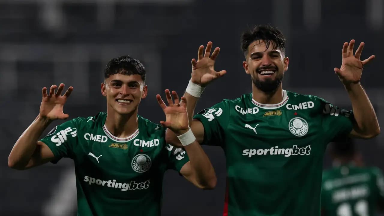 Palmeiras vence Sporting Cristal no Peru e assume liderança do grupo na Libertadores