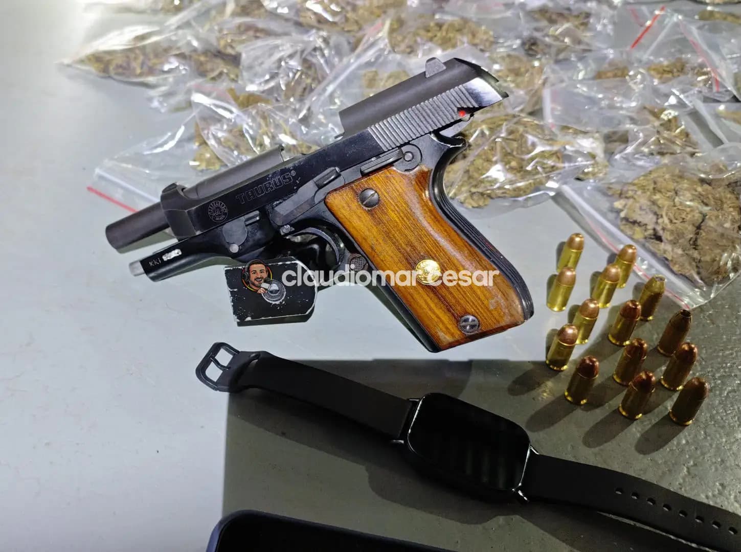 Polícia Civil prende homem por tráfico de drogas e posse ilegal de arma de fogo em Maringá